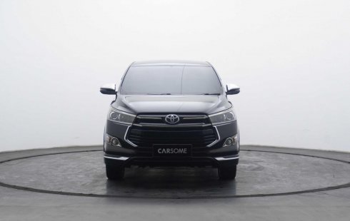 Toyota Innova Venturer 2.0 AT 2018