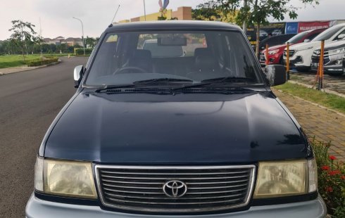 Toyota Kijang Krista 2000