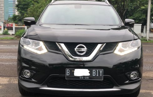 NISSAN X-TRAIL 2.5 AT HITAM 2015 HARGA TERBAIK HANYA DISINIII!!