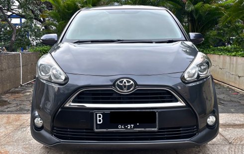 Toyota Sienta V Matic 2017