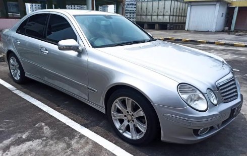 Mercedes-Benz E-Class E 230 2009 Nine Edition Facelift W211 Last Edition Interior Black Rawatan Benz