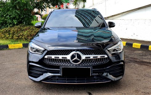 Mercedes Benz GLA 200 AMG line (H247) AT 2021 Hitam Metalik