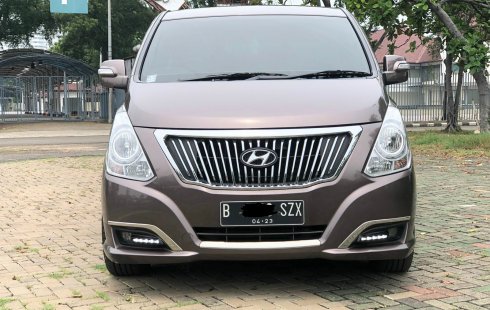 Hyundai H-1 Royale Diesel at 2018 Coklat