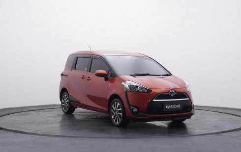 Toyota Sienta V CVT 2017 Orange SPESIAL HARGA PROMO AWAL BULAN RAMADHAN DP 15 JUTAAN CICILAN RINGAN