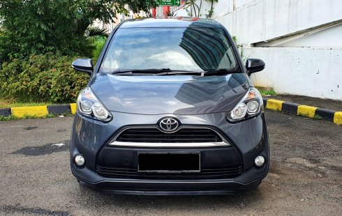 (Service Record) Toyota Sienta V AT 2017 Abu