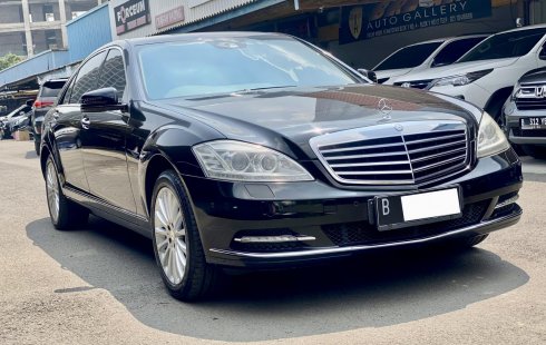TDP 35juta aja !! Mercedes-Benz S-Class 300 At 2011 Hitam