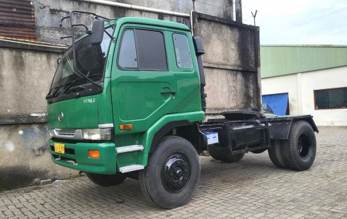 MURAH+banBARU UD trucks engkel PK 260 CT tractor head trailer 2014