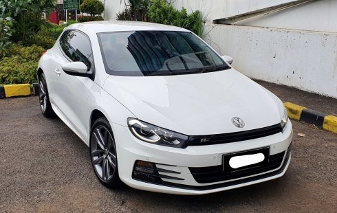 Km18rb record VW Volkswagen Scirocco 1.4 TSI R-Line Coupe Facelift Last Edition putih 2018