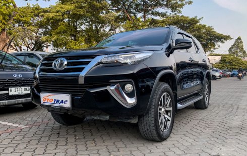 Toyota Fortuner 2.4 VRZ AT Matic 2017 Hitam Double Disk