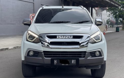 SUV TERBAIK!! ISUZU MUX PREMIERE AT 2017 PALING MURAH!!!