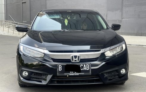 Honda Civic 1.5L Turbo 2017 Sedan SIAP PAKAI LOW KM!