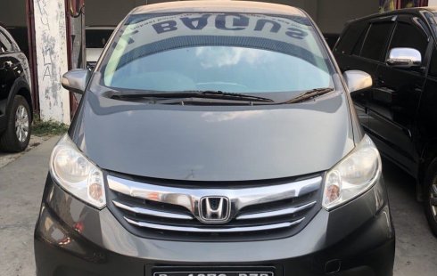 Honda Freed SD 2013 Kondisi Mulus Terawat Istimewa