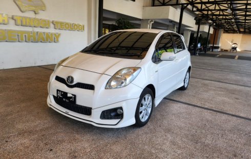 Toyota Yaris S 2012 Hatchback manual