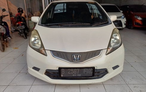 Honda Jazz RS CVT 2011 Putih