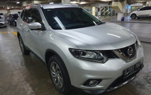 Nissan X-Trail 2.5 Automatic 2016 facelift