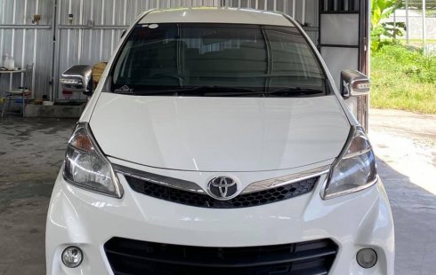 Toyota Avanza Veloz 2012 Putih