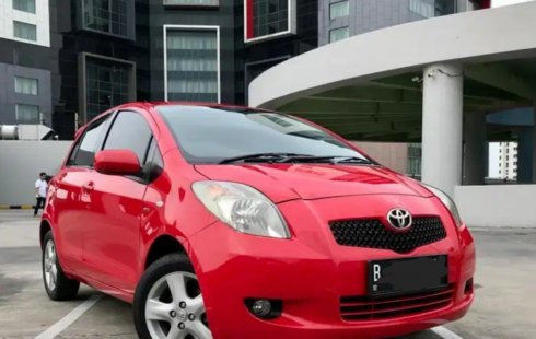 Toyota Yaris E A/T Rawatan ATPM Resmi Body Mulus Interior Orsinil Plat GENAP Pjk AGT 2024 Siap Pakai