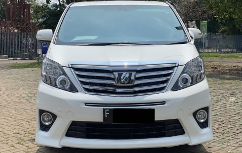 Toyota Alphard SC