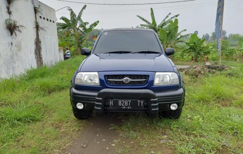 Suzuki Escudo JLX 2003 Hitam