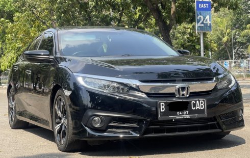 Honda Civic 1.5L Turbo 2017 Hitam.  Jual Cepat Siap Pakai..!!!