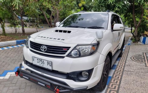 Toyota Fortuner G 4x4 VNT 2014 Putih
