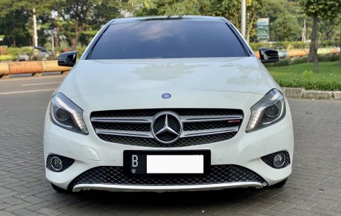 Mercedes-Benz A-Class A 200 2013 Putih