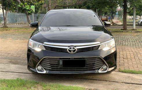 Toyota Camry 2.5 V