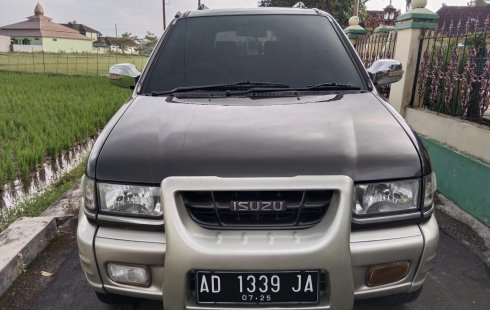 Isuzu Panther 2.5 Manual 2003