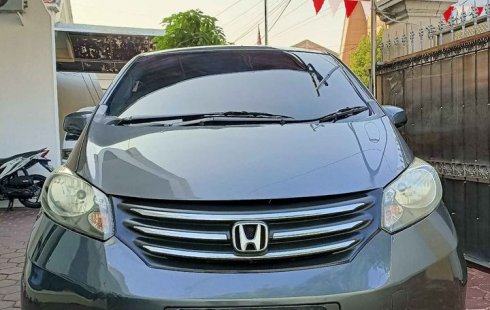 Jual mobil Honda Freed 2009