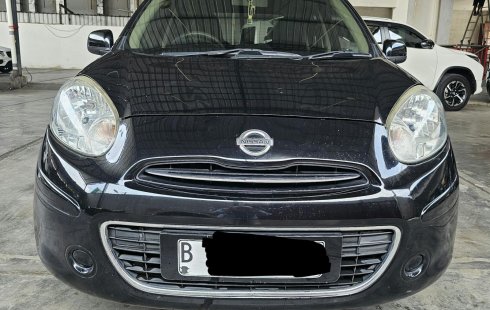 Nissan March 1.2 AT ( Matic ) 2013 / 2014 Hitam Km 136rban Plat Jakarta selatan