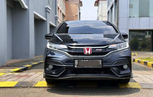 Honda Jazz RS CVT 2019 dp minim pke motor usd 2020 hitam siap TT Om
