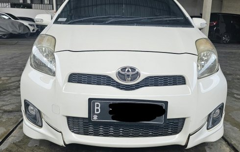 Toyota Yaris E AT ( Matic ) 2012 Putih Km 100rban plat bekasi