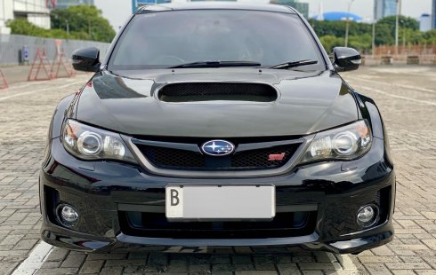 Subaru WRX STi 2013 Hitam