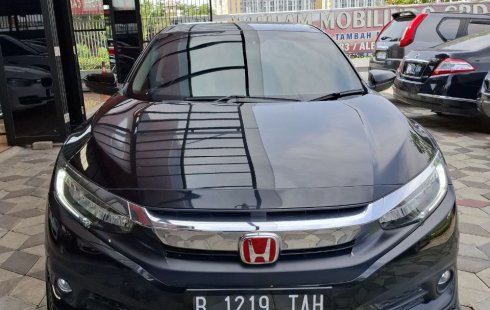 Honda Civic 1.5L Matic Tahun 2018 Kondisi Mulus Terawat Istimewa