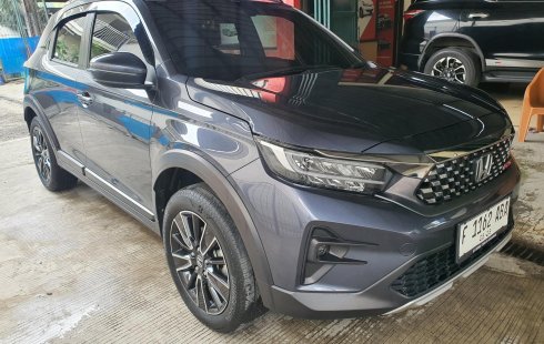 Honda WR-V RS CVT with Honda Sensing 2023 Abu abu