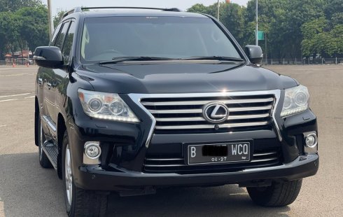 LEXUS LX570 AT HITAM 2012 GOOD CONDITION SUV TERAWAT