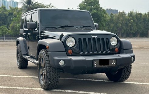 JEEP WRANGLER 3.8L AT HITAM 2011 UNIT SIAP PAKAI KONDISI TERAWAT TERMURAH