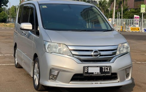 NISSAN SERENA HWS AT SILVER 2013 KONDISI TERAWAT MPV SIAP PAKAI