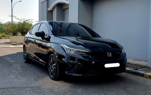 Honda City Hatchback New  City RS Hatchback CVT 2022 hitam km 30rb dp 30 jt cash kredit proses bisa