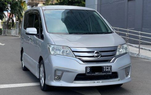 NISSAN SERENA HWS AT SILVER 2013 KONDISI TERAWAT