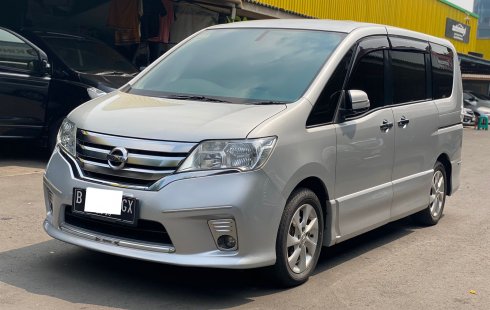 Nissan Serena Highway Star 2013