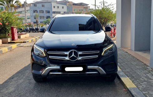 Mercedes-Benz GLC 200 Exclusive Line 2018 hitam km 38rban cash kredit proses bisa dibantu