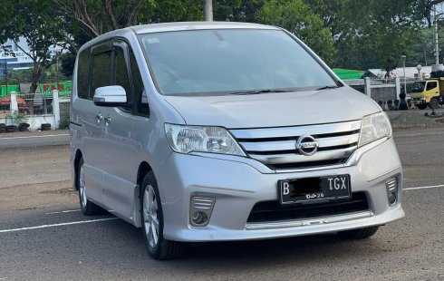 NISSAN SERENA HWS AT SILVER 2013 KONDISI TERAWAT