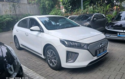 Hyundai Ioniq Signature 2021  - Cicilan Mobil DP Murah