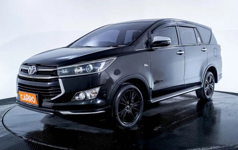 Toyota Venturer 2.0 A/T BSN 2019 Hitam