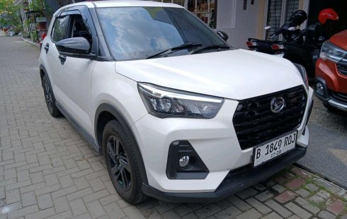 Daihatsu Rocky 1.2 X CVT 2023 Putih