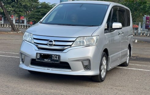 Nissan Serena Highway Star 2013 MPV