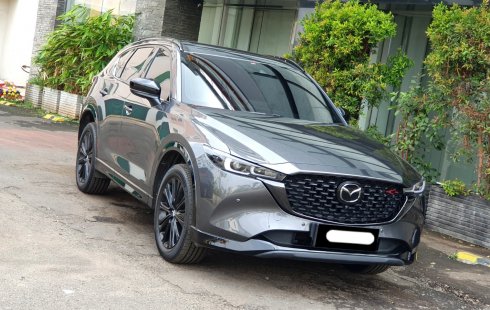 Mazda CX-5 2.5 2023 kuro edition abu sunroof pajak panjang cash kredit bisa dibantu