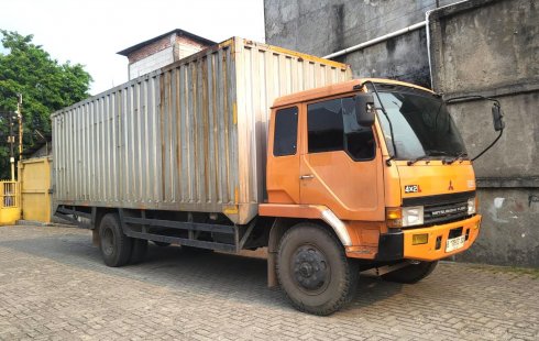 MURAH+banBARU Mitsubishi fuso engkel 4x2 L FM 517 HL box besi 2013 bok