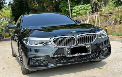 TERMURAH!! BMW 530i M SPORT AT HITAM 2020